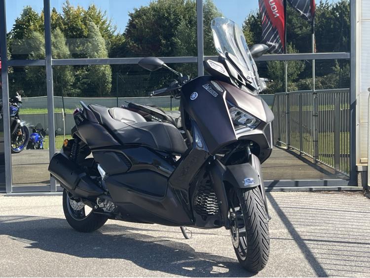 YAMAHA XMAX 300 Tech Max