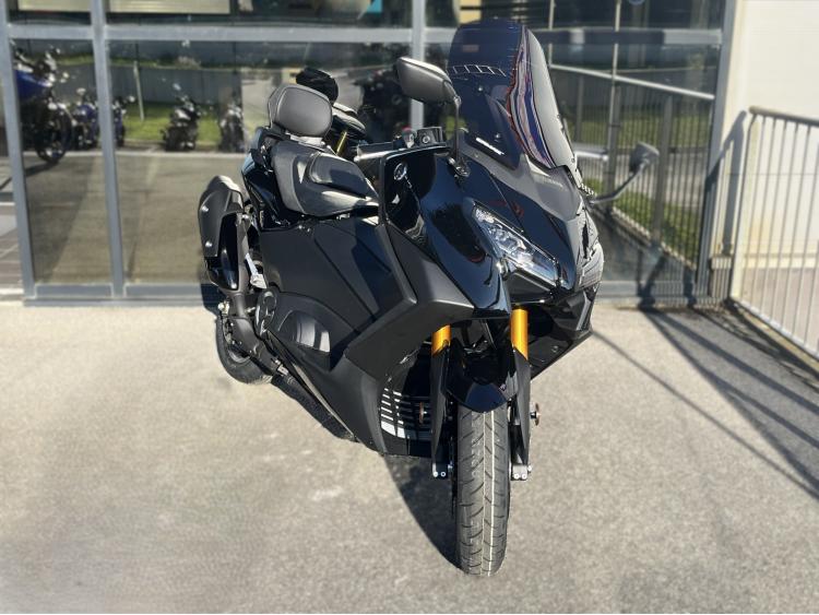 YAMAHA XP T-MAX 560 TECH MAX