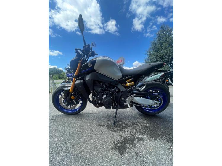 YAMAHA MT-09 SP