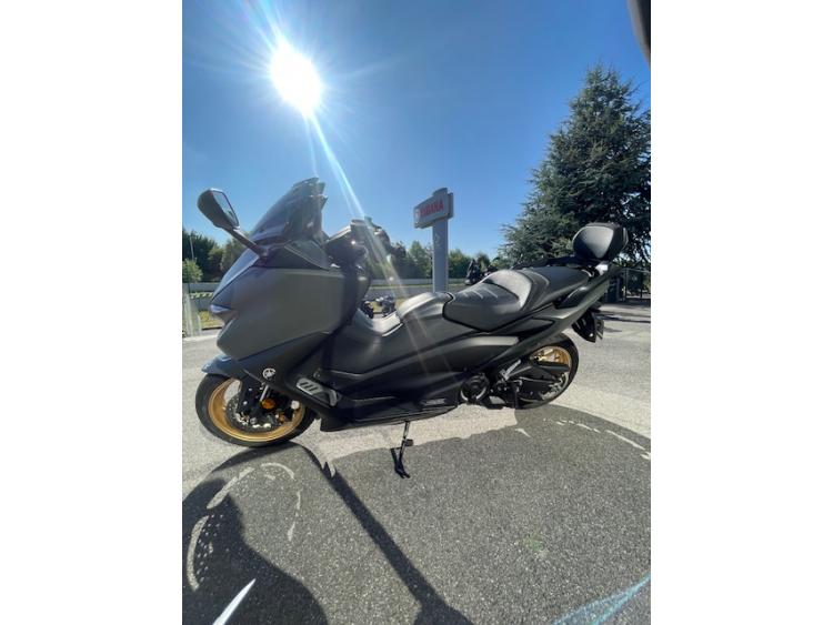 YAMAHA XP T-MAX 560