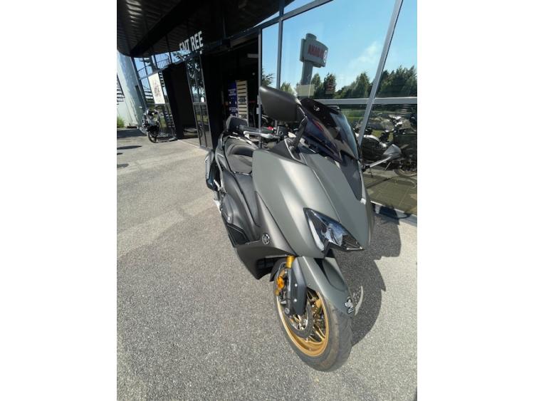 YAMAHA XP T-MAX 560
