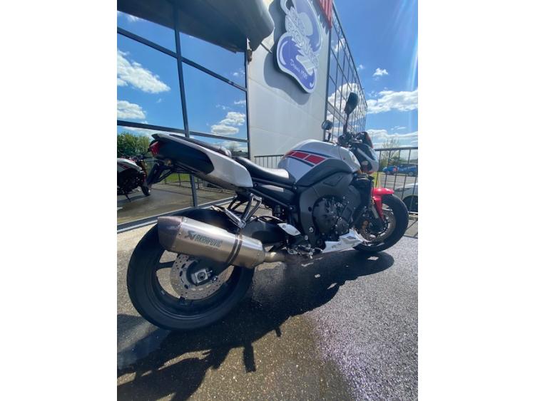 YAMAHA FZ8 N 50EME ANNIVERSAIRE