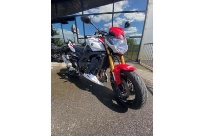 YAMAHA FZ8 N SPR