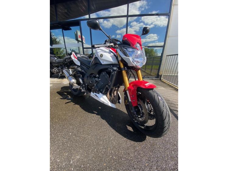 YAMAHA FZ8 N 50EME ANNIVERSAIRE