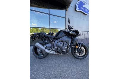 YAMAHA MT-10