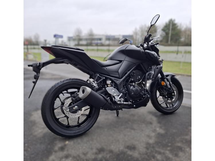 YAMAHA MT-03 300