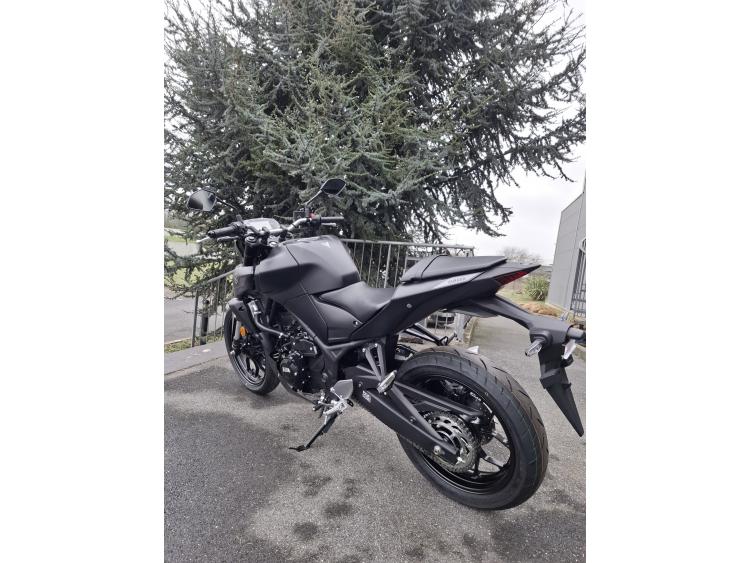 YAMAHA MT-03 300