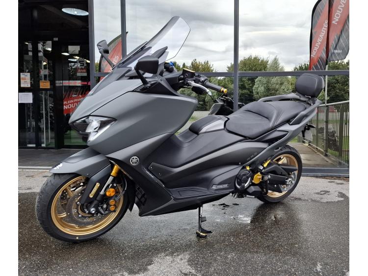 YAMAHA XP T-MAX 560 TECH MAX