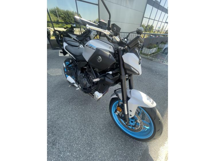 YAMAHA MT-07 (47.5CV) 2025