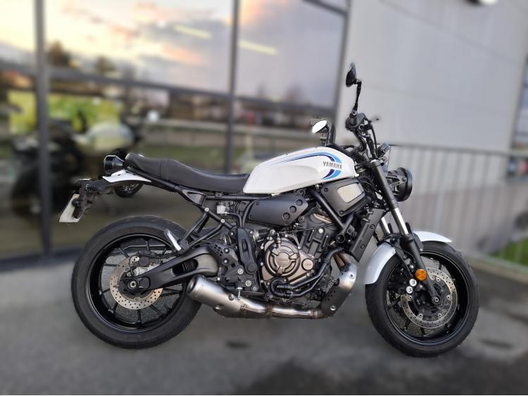 YAMAHA XSR 700