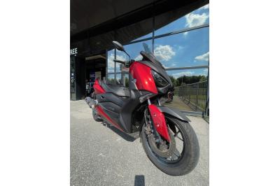 YAMAHA XMAX 125