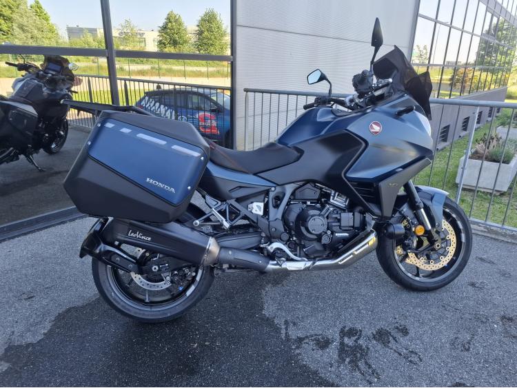 HONDA NT 1100 D