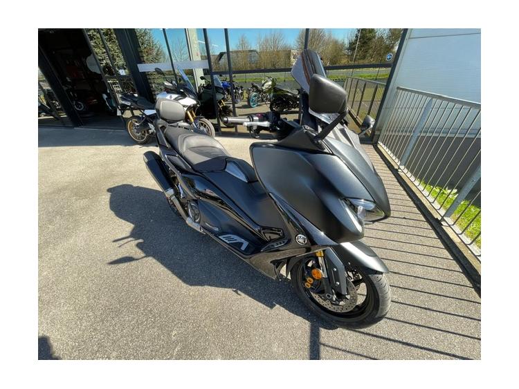 YAMAHA XP T-MAX 560 TECH MAX