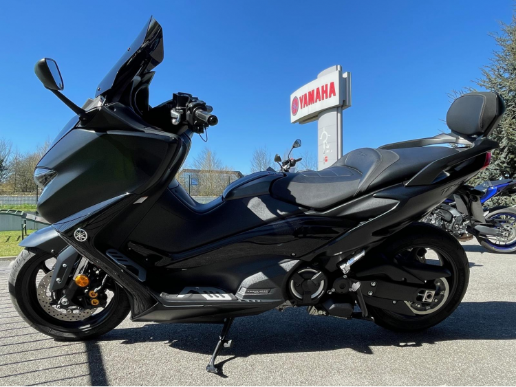 YAMAHA XP T-MAX 560 TECH MAX