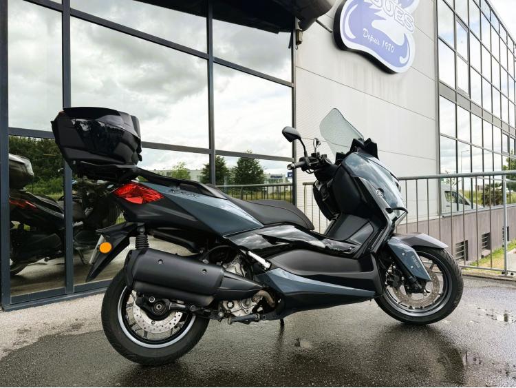 YAMAHA XMAX 300 Tech Max