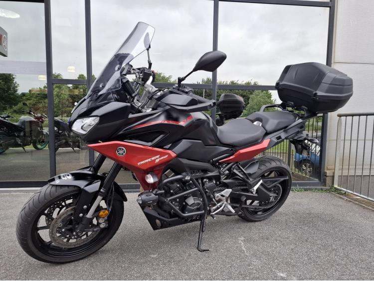 YAMAHA TRACER 900
