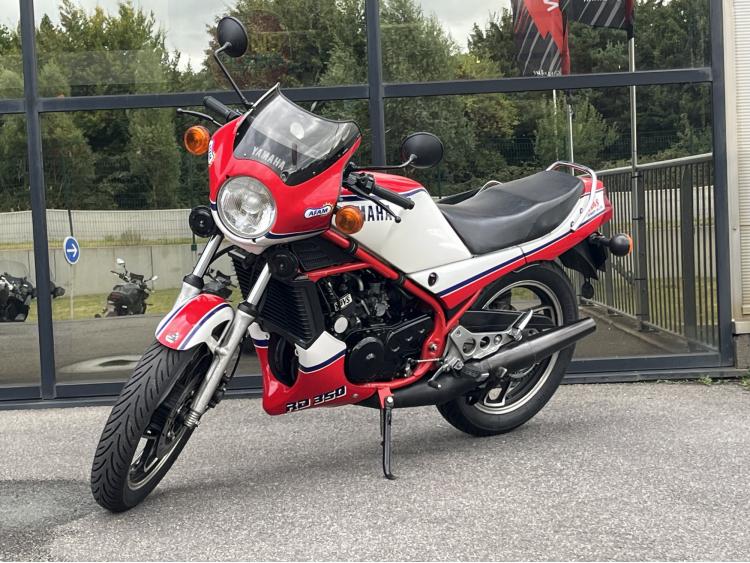 YAMAHA RDLC 350