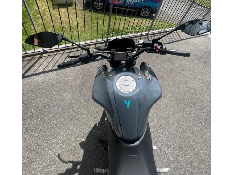 YAMAHA MT-125 ABS