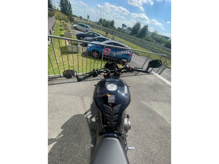 YAMAHA XSR 900