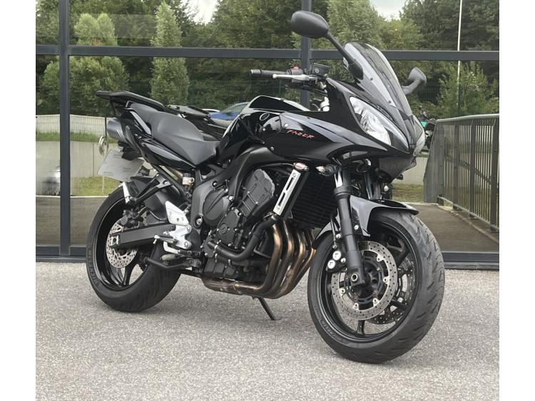 YAMAHA FZ6 (98CV)