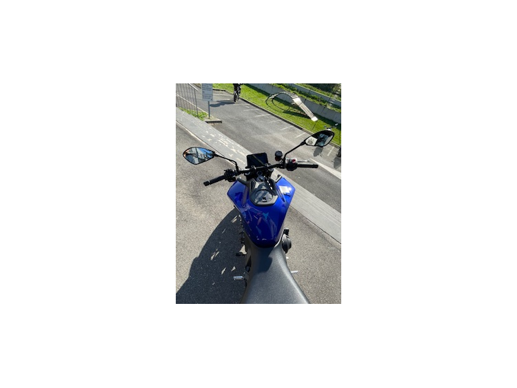 YAMAHA MT-09 Y-AMT (AUTOMATIQUE)