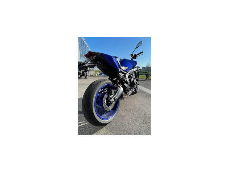 YAMAHA MT-09 Y-AMT (AUTOMATIQUE)