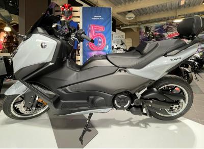 YAMAHA XP T-MAX 560 TECH MAX