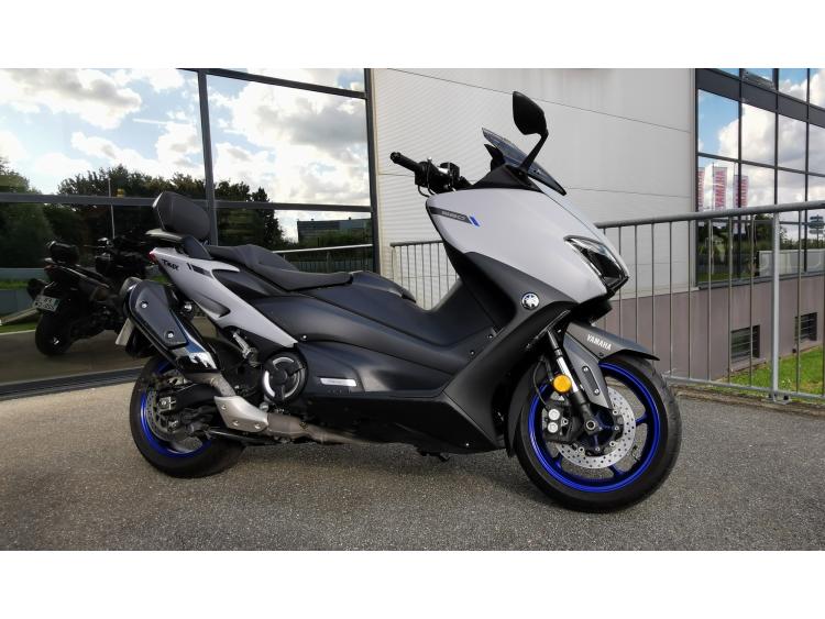 YAMAHA XP T-MAX 560