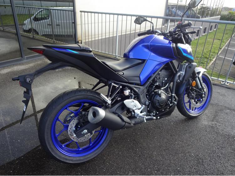 YAMAHA MT-03