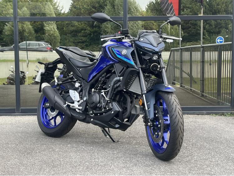 YAMAHA MT-03