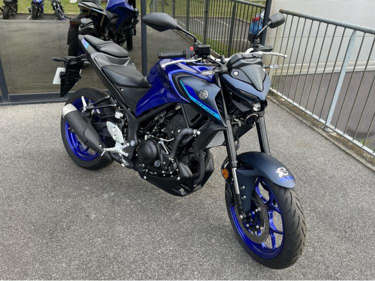 YAMAHA MT-03