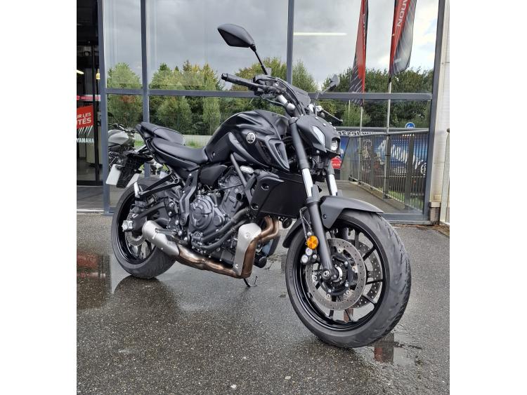 YAMAHA MT-07