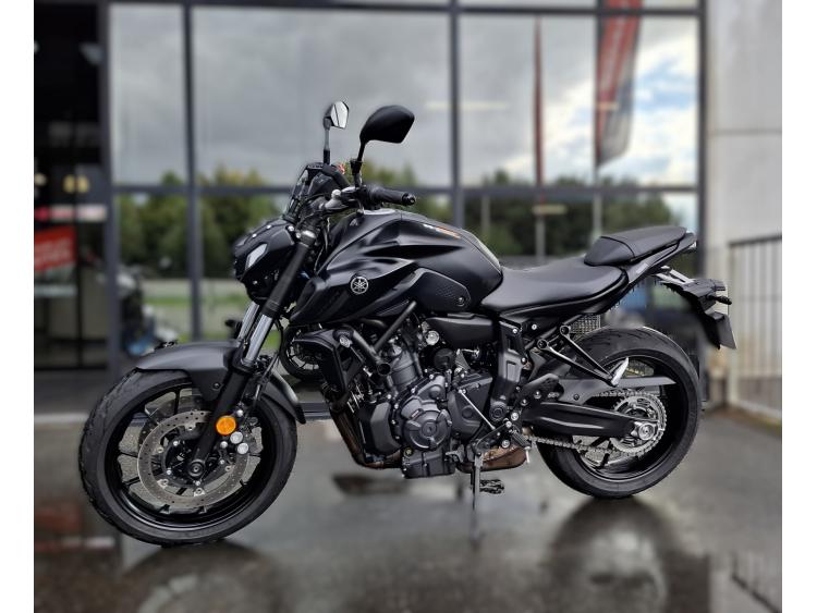 YAMAHA MT-07