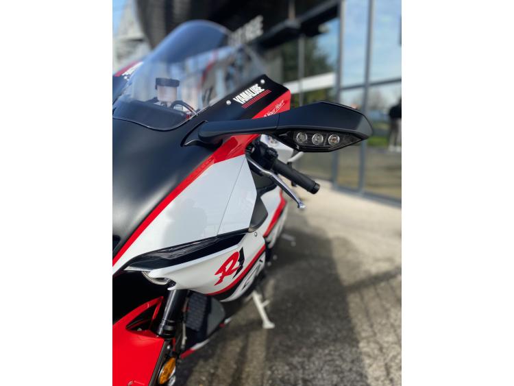 YZF-R1 SERIE GYTR 2024